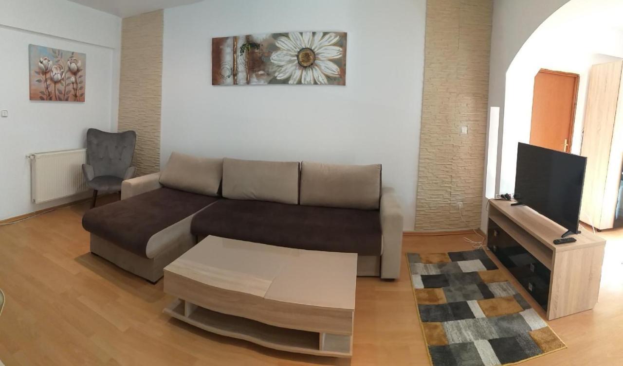 Monik Apartament Sinaia Ngoại thất bức ảnh